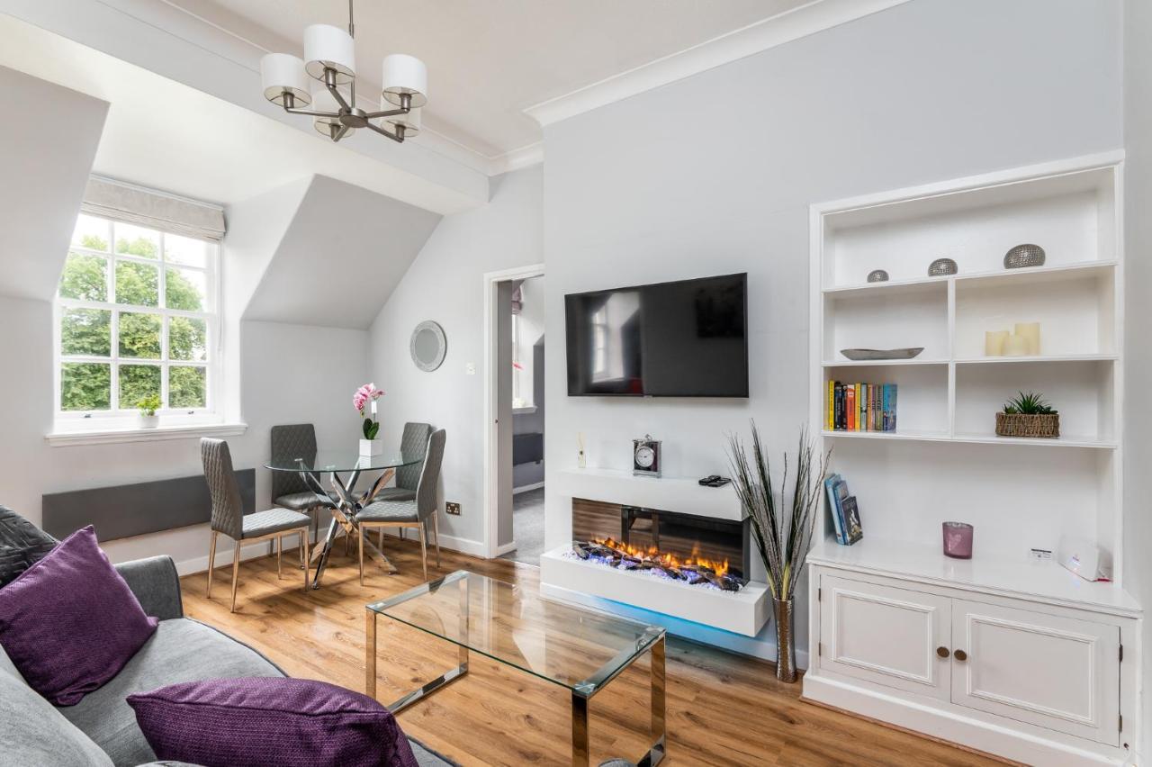 Stylish Apt With Minster Views I Pass The Keys York Kültér fotó