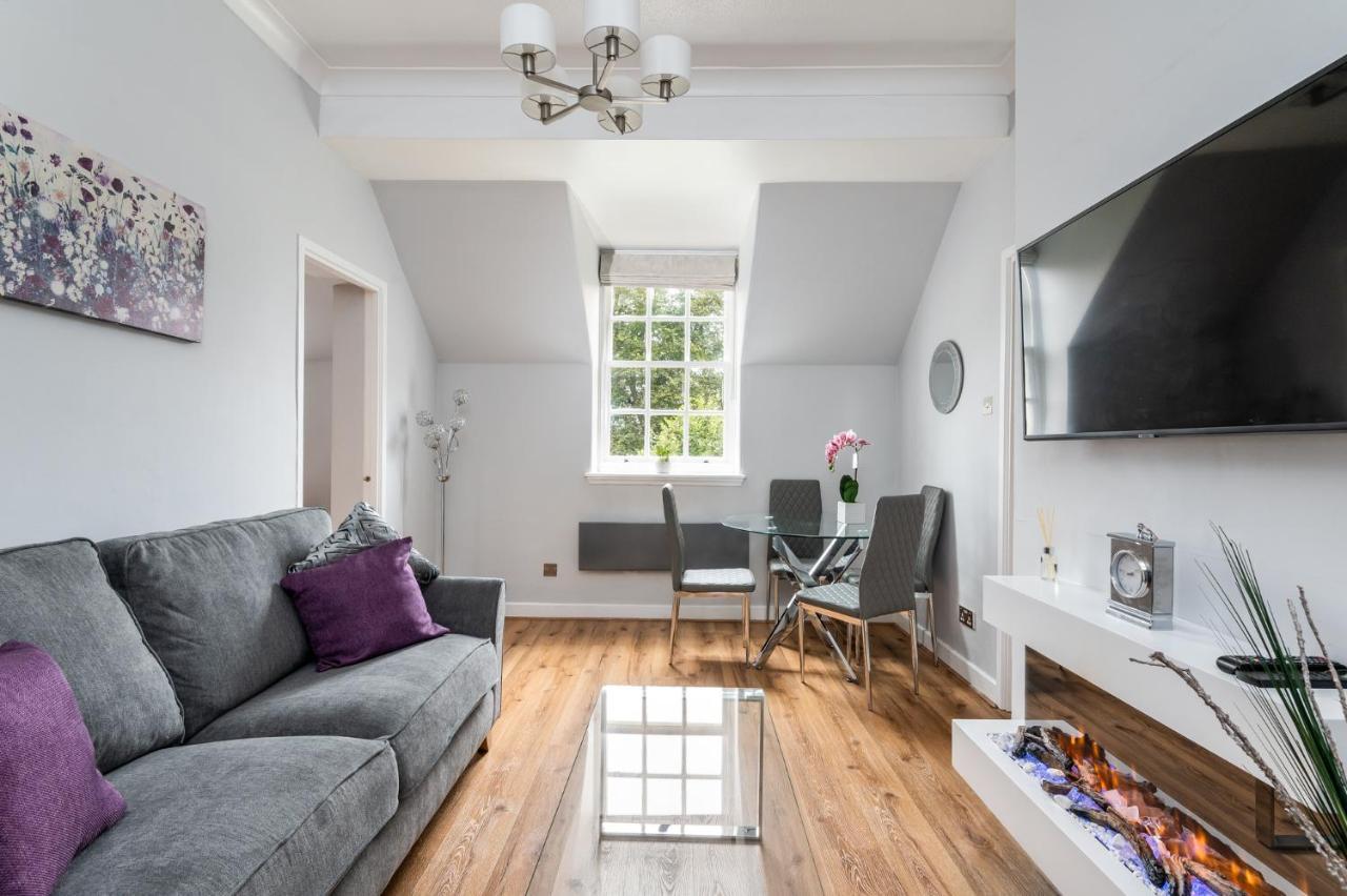 Stylish Apt With Minster Views I Pass The Keys York Kültér fotó